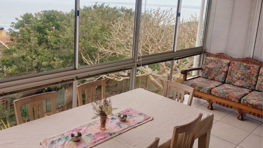 5 Bedroom Property for Sale in Dana Bay Western Cape